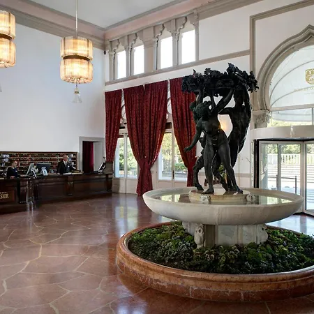 فندق إكسلزيور